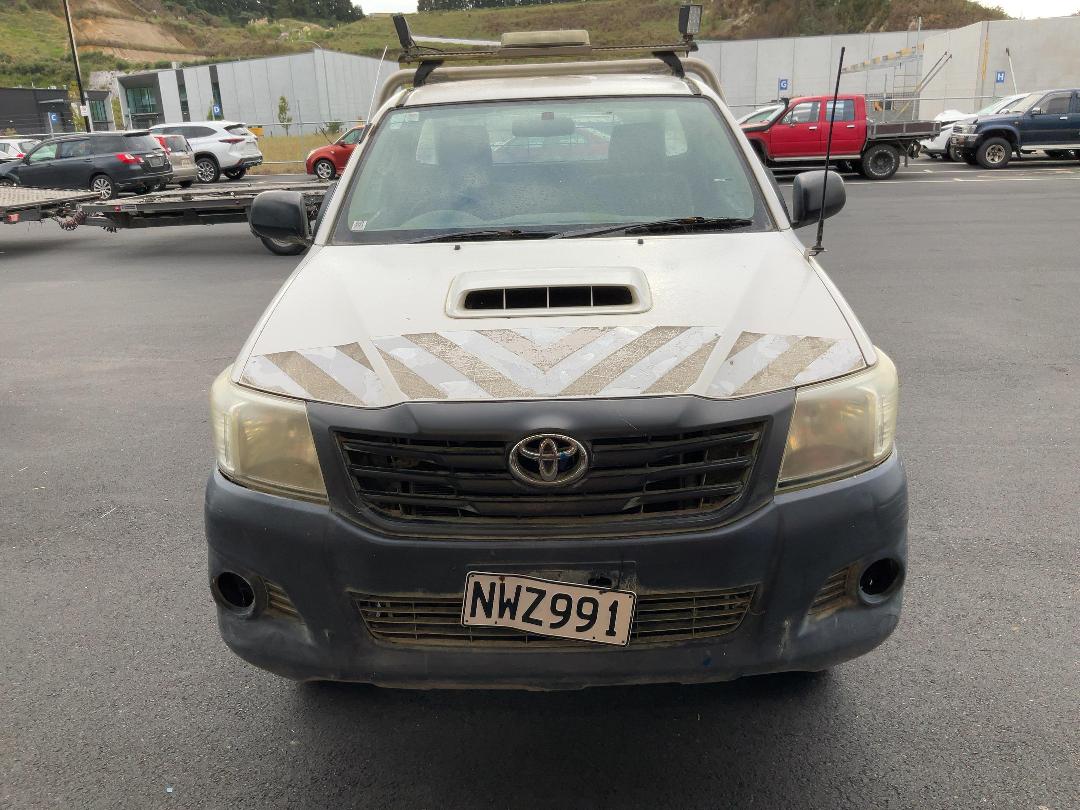 Photo '2' of Toyota Hilux TD SC/CC
