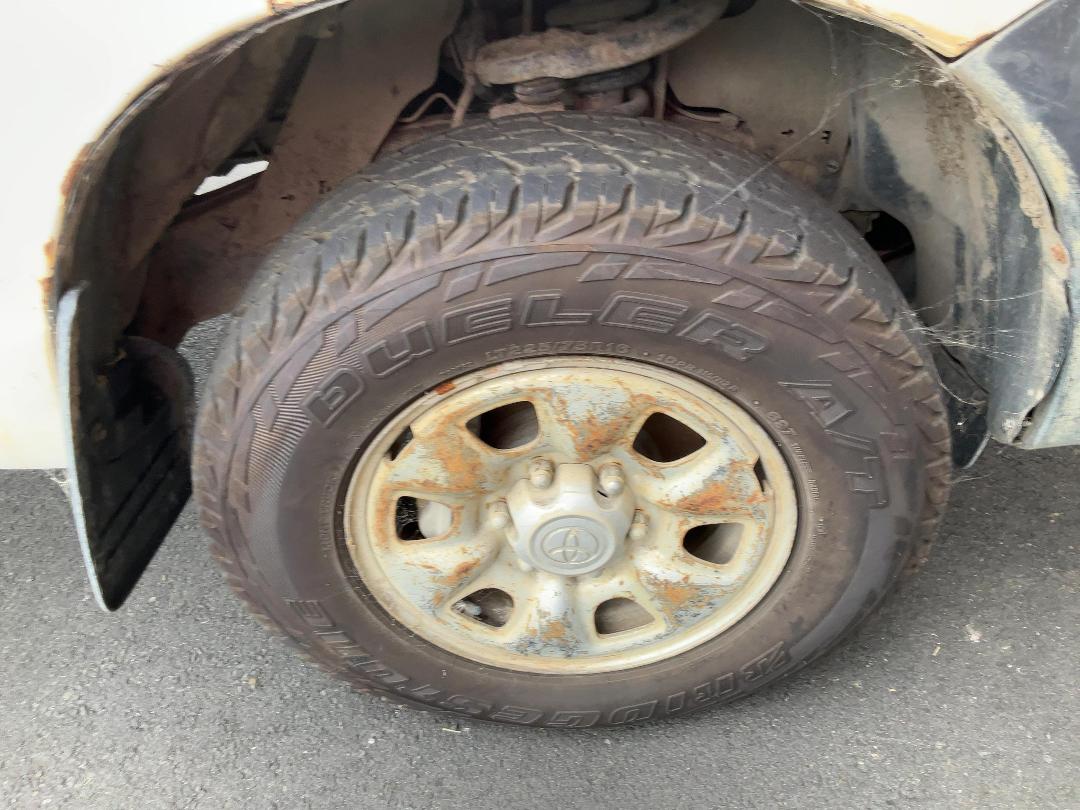 Photo '10' of Toyota Hilux TD SC/CC