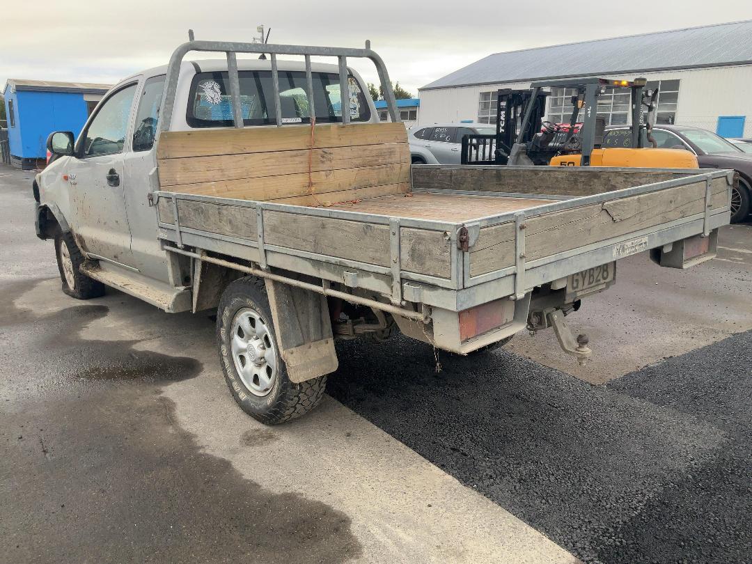 Photo '4' of Toyota Hilux TD EC/CC