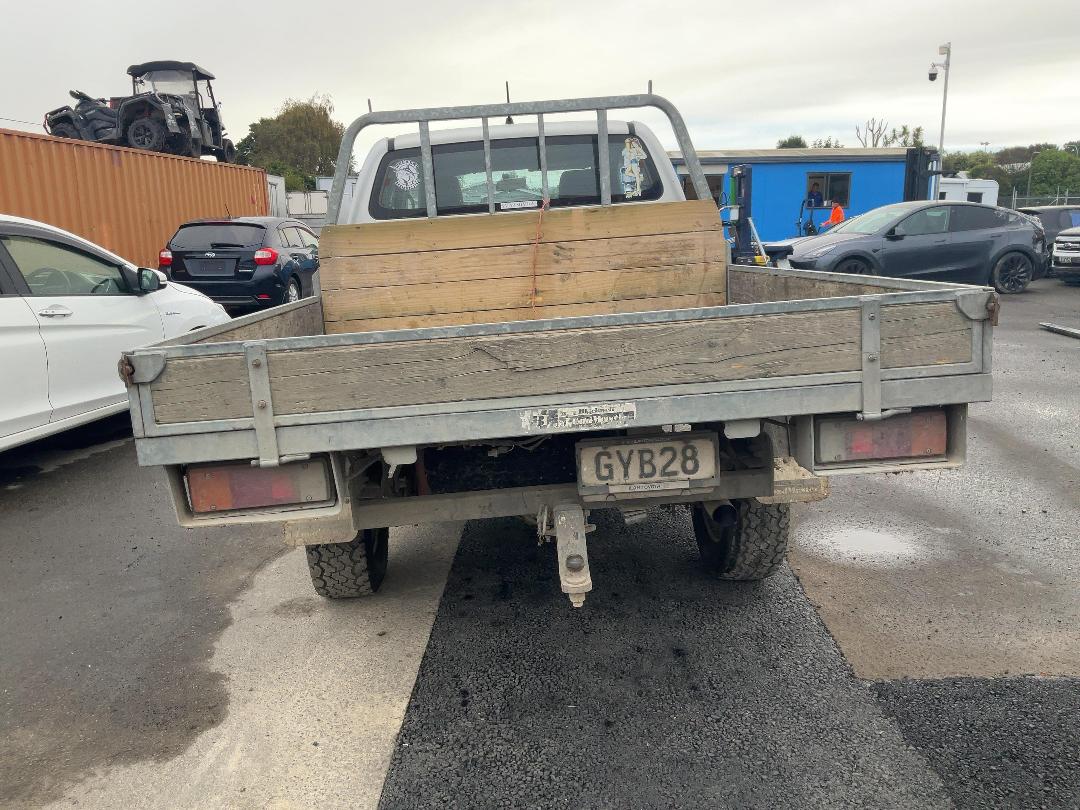 Photo '5' of Toyota Hilux TD EC/CC