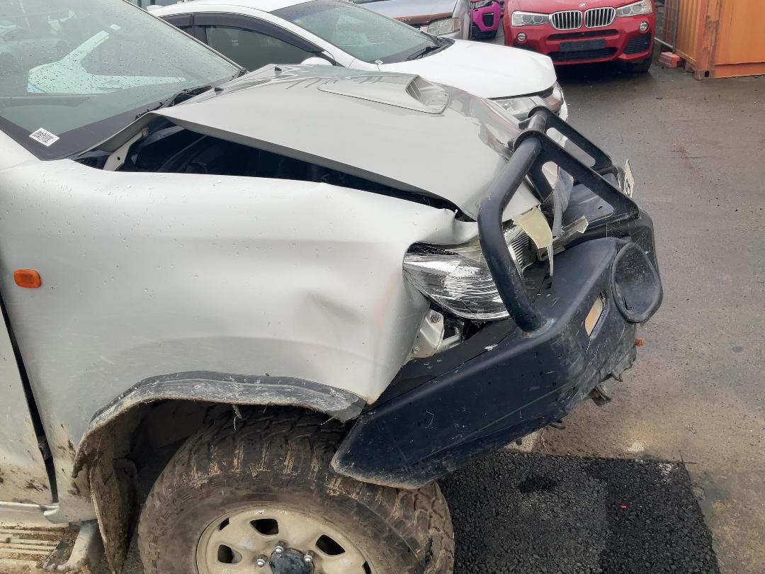 Photo '7' of Toyota Hilux TD EC/CC