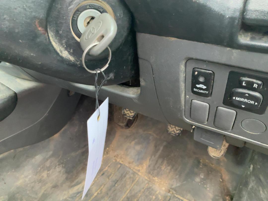 Photo '9' of Toyota Hilux TD EC/CC