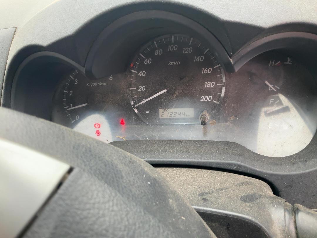 Photo '10' of Toyota Hilux TD EC/CC