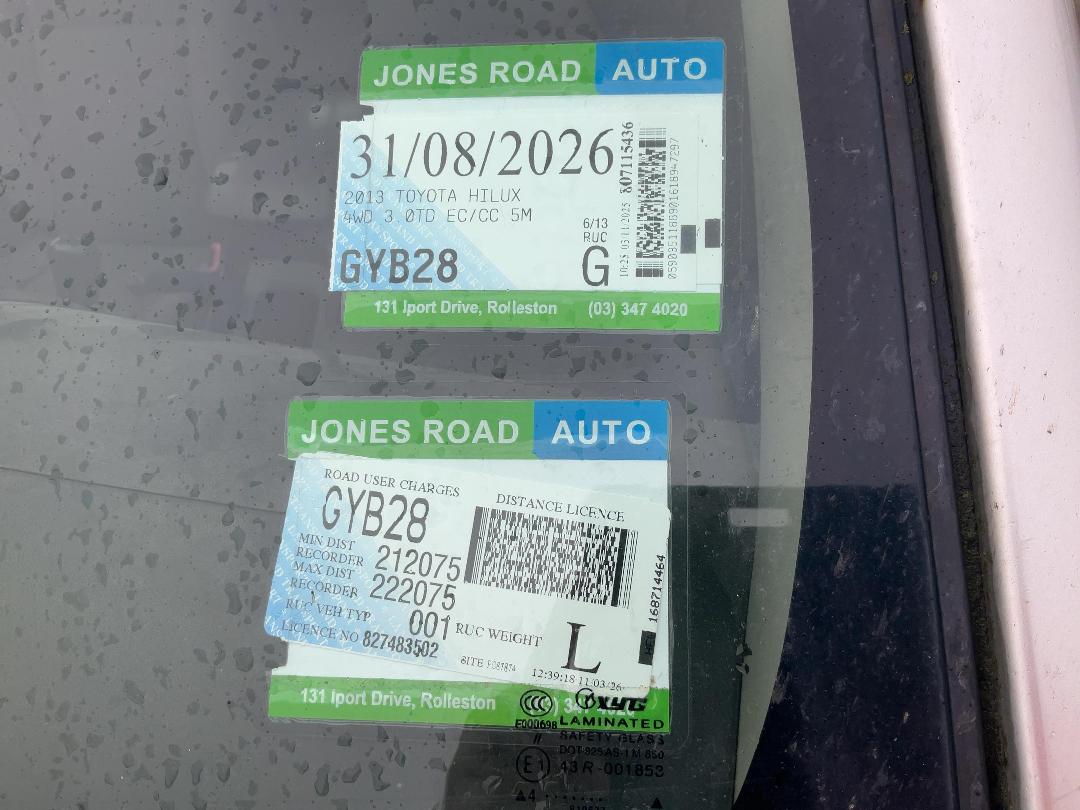 Photo '14' of Toyota Hilux TD EC/CC