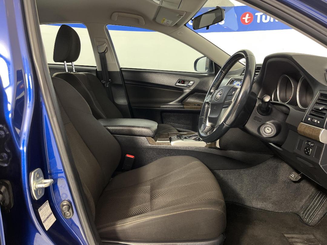 Photo '16' of Toyota Markx