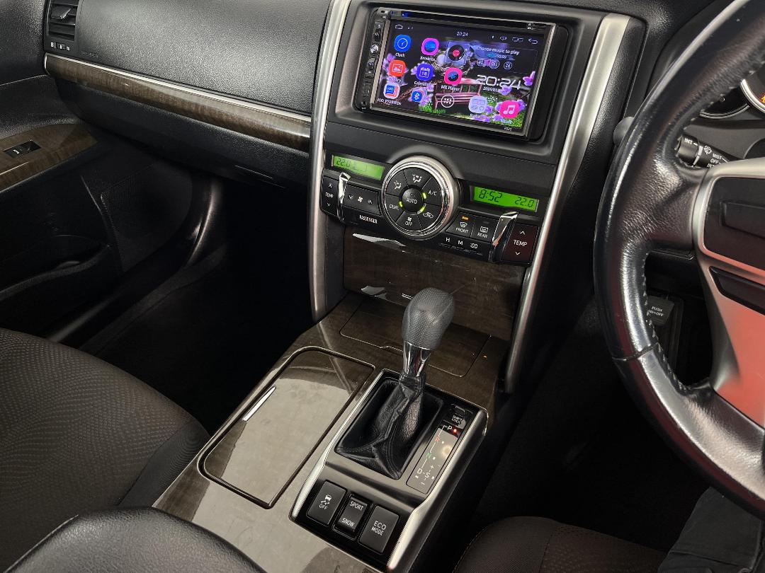 Photo '18' of Toyota Markx