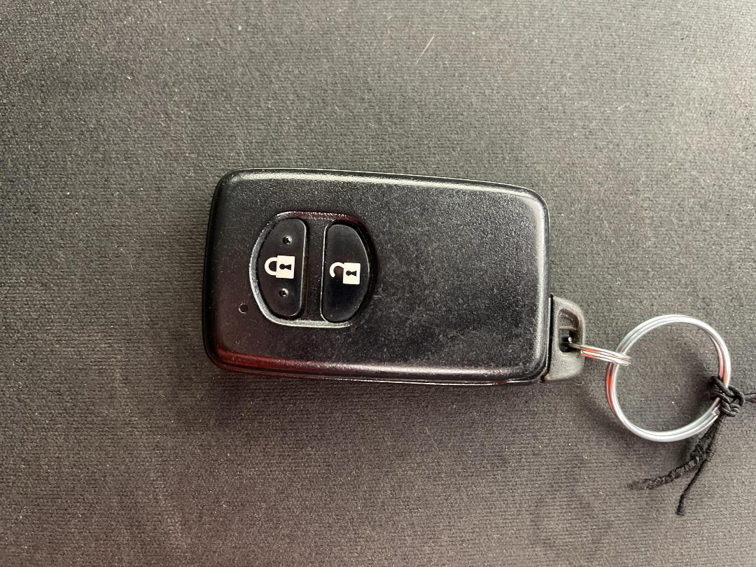 Photo '22' of Toyota Prius