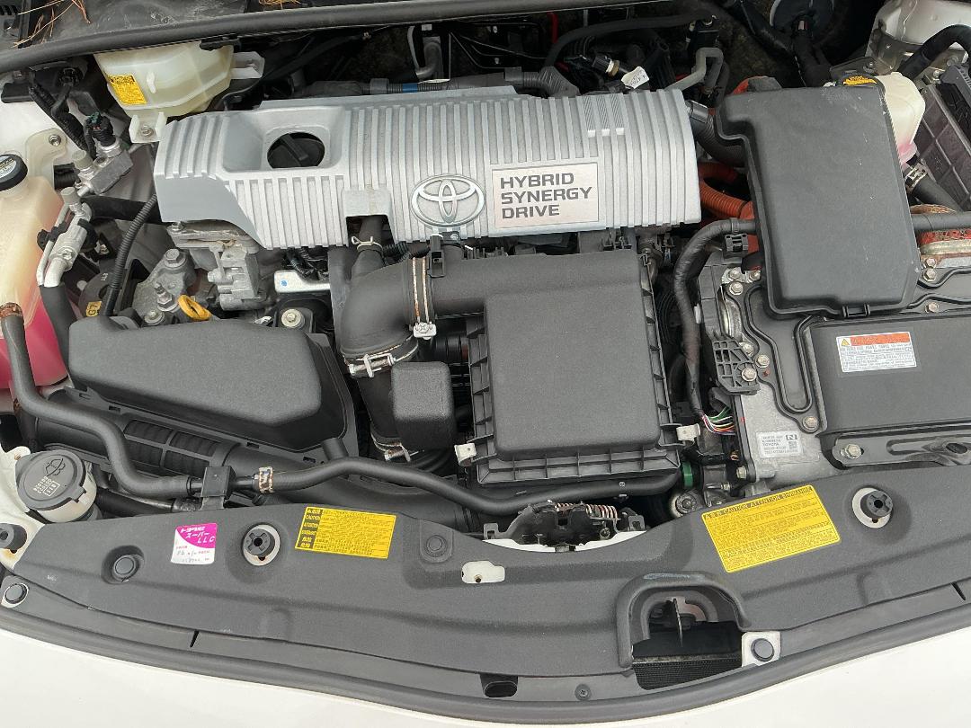 Photo '16' of Toyota Prius Hybrid Photo '16' of Toyota Prius Hybrid