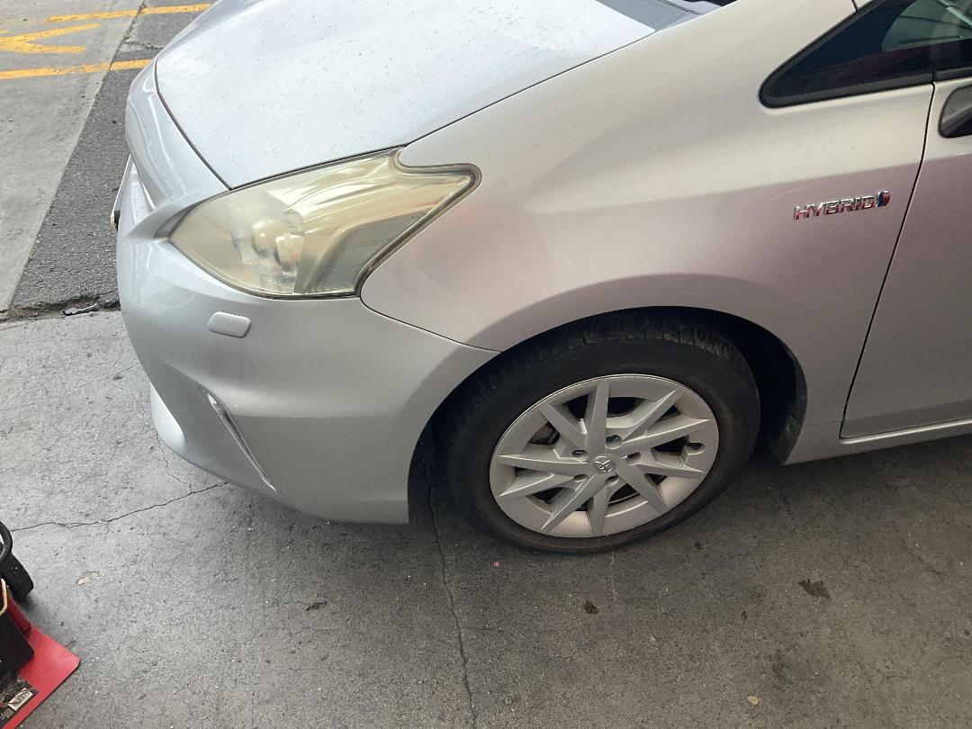 Photo '7' of Toyota Prius Alpha Photo '7' of Toyota Prius Alpha