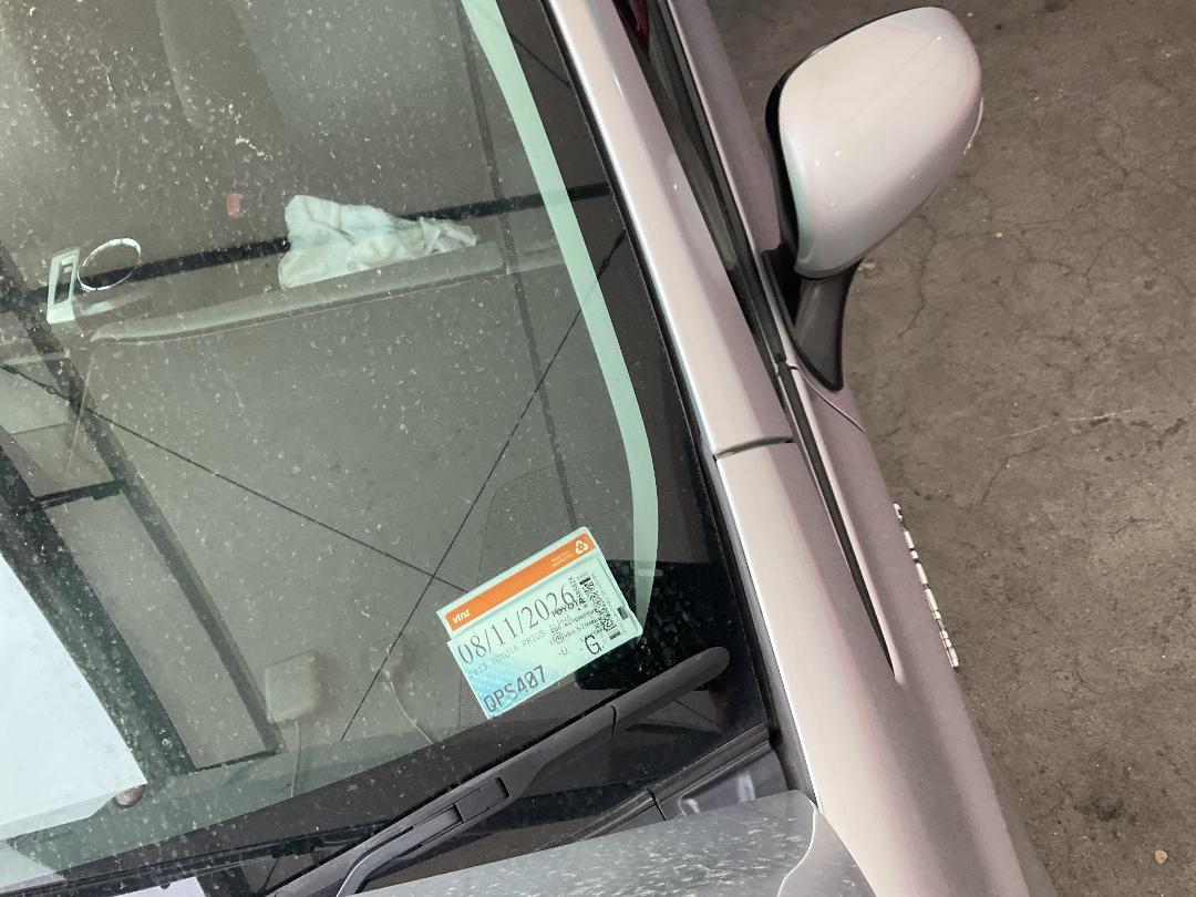 Photo '24' of Toyota Prius Alpha Photo '24' of Toyota Prius Alpha