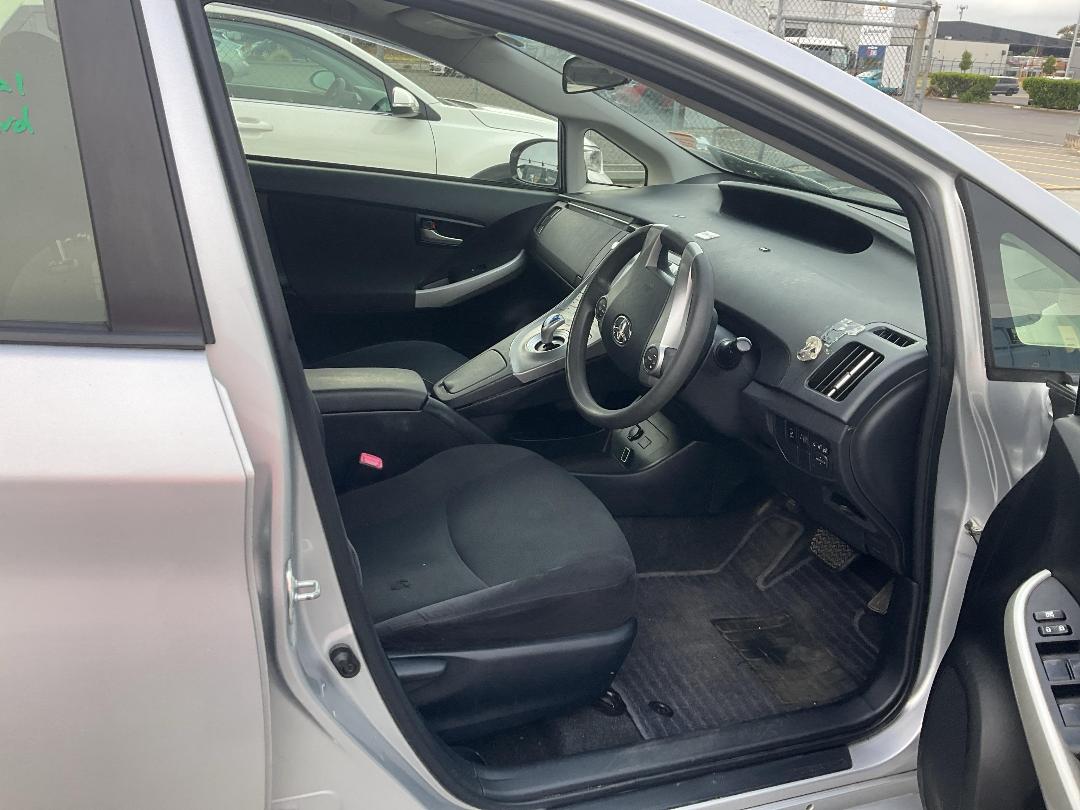 Photo '14' of Toyota Prius Hybrid