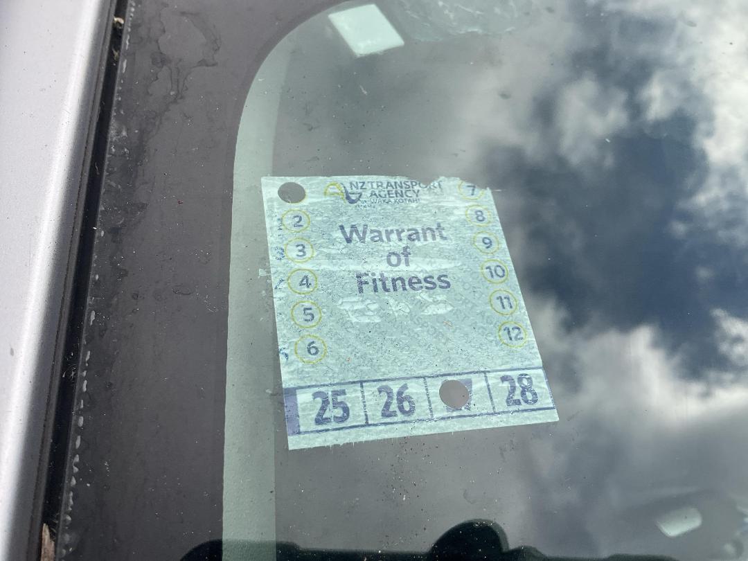 Photo '23' of Toyota Prius Hybrid