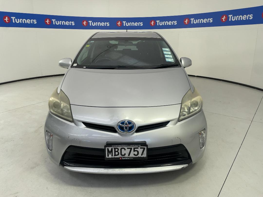 Photo '2' of Toyota Prius Photo '2' of Toyota Prius