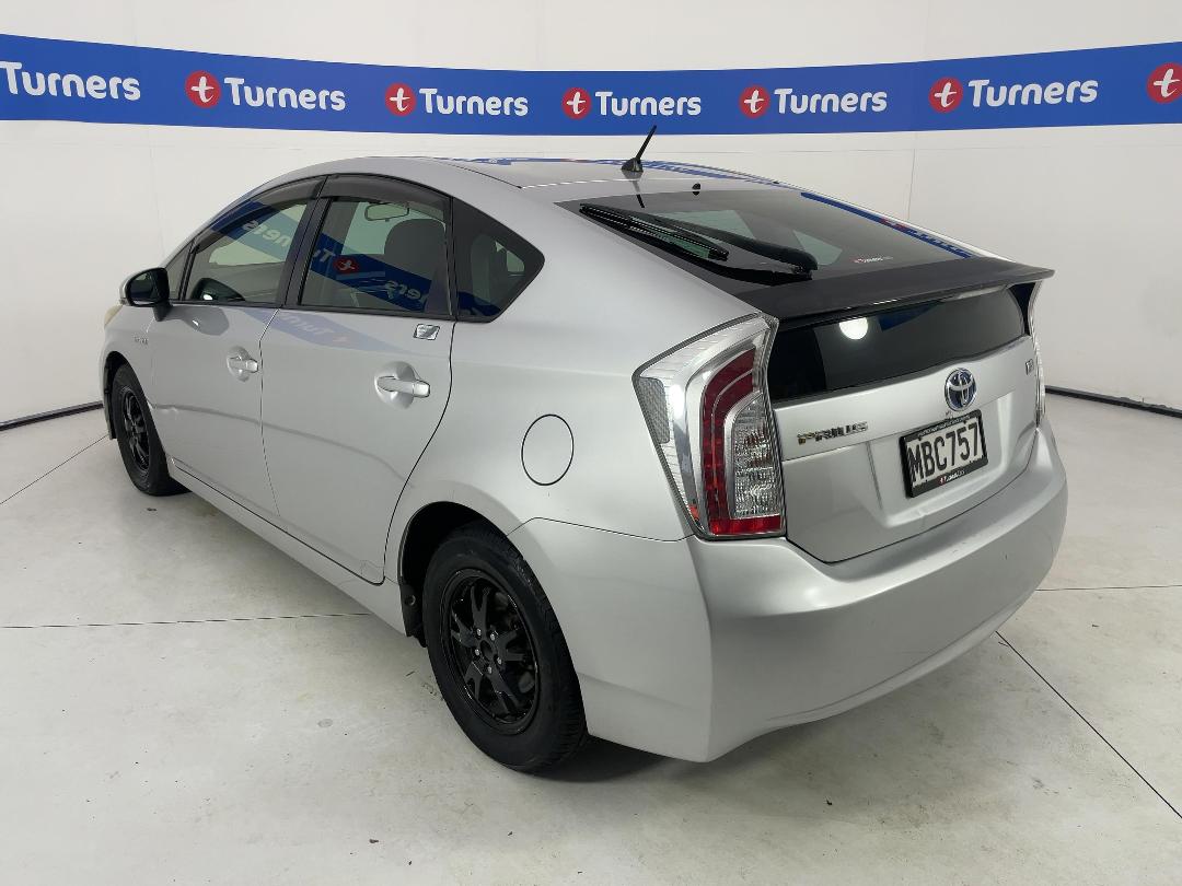 Photo '5' of Toyota Prius Photo '5' of Toyota Prius