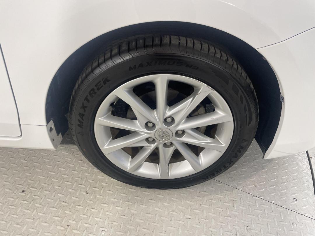 Photo '9' of Toyota Prius