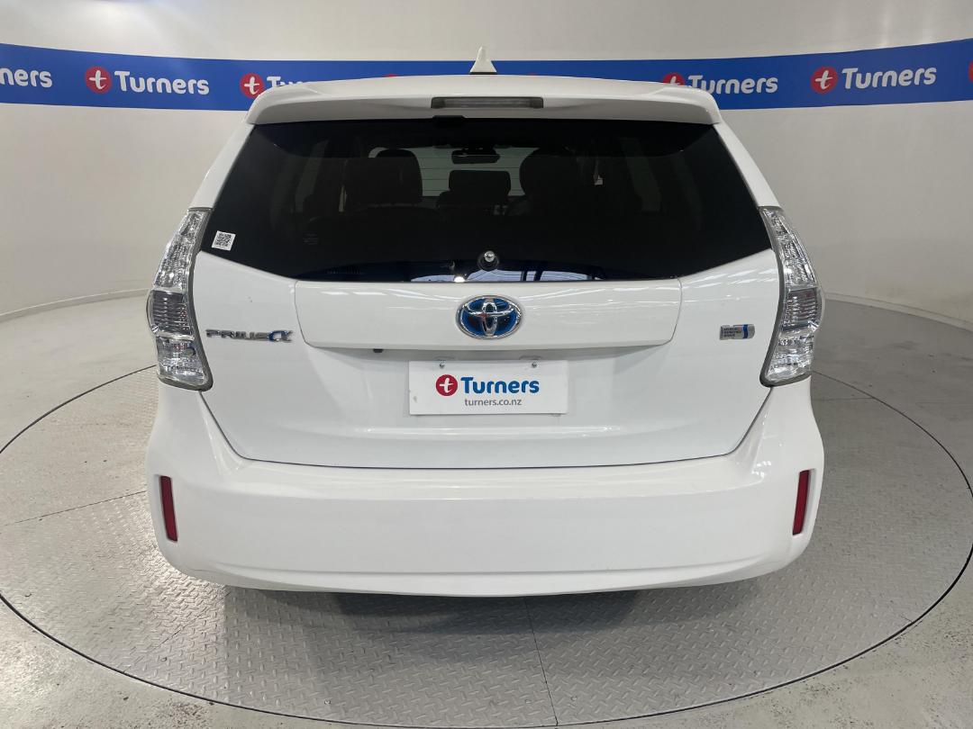 Photo '6' of Toyota Prius