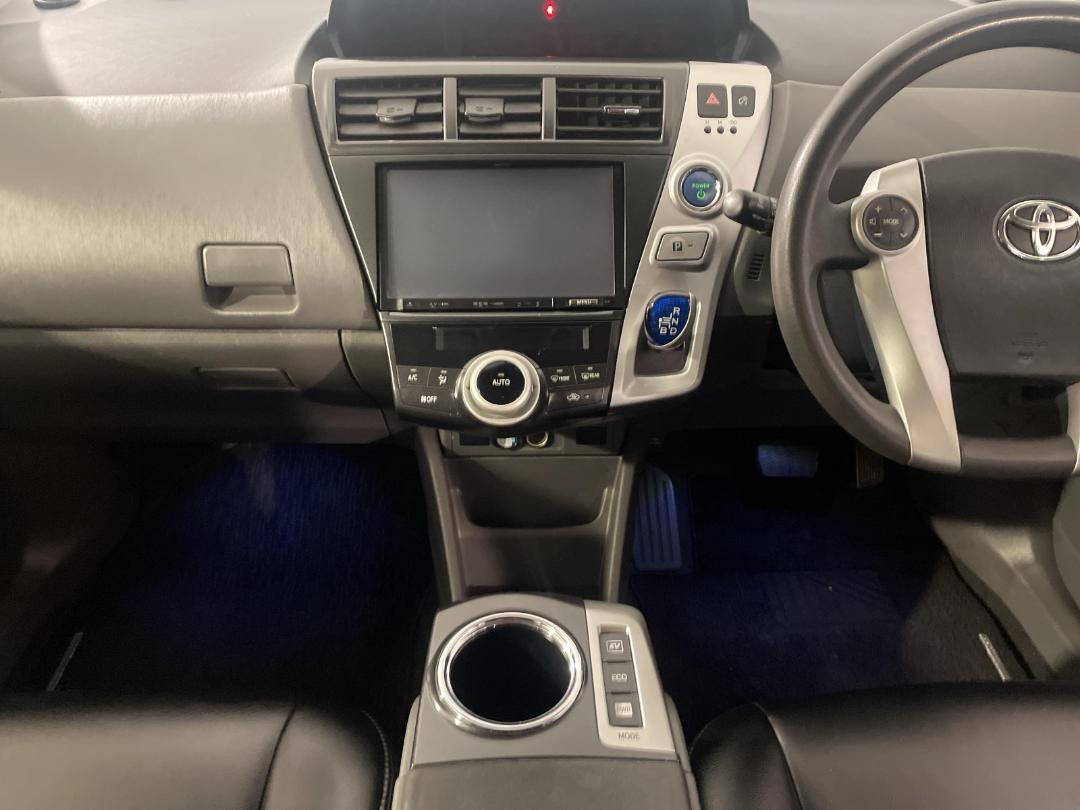 Photo '18' of Toyota Prius