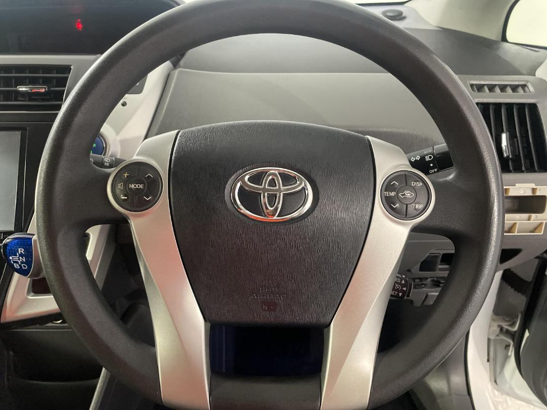 Photo '27' of Toyota Prius