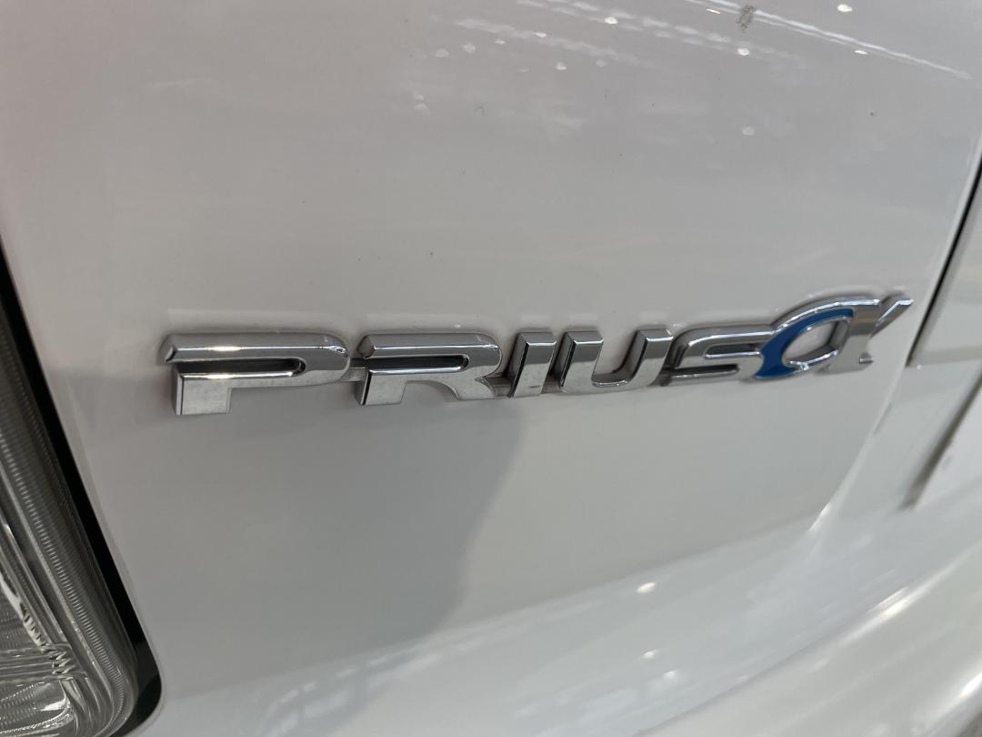 Photo '36' of Toyota Prius