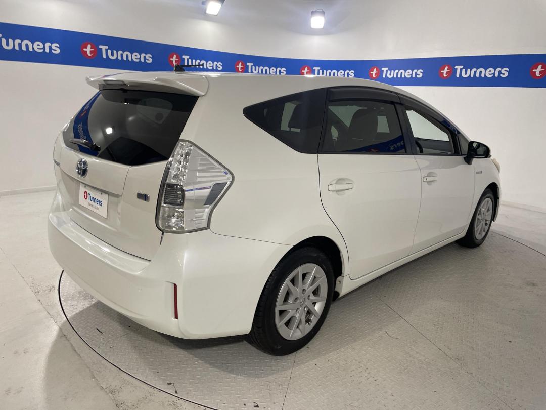 Photo '7' of Toyota Prius Photo '7' of Toyota Prius