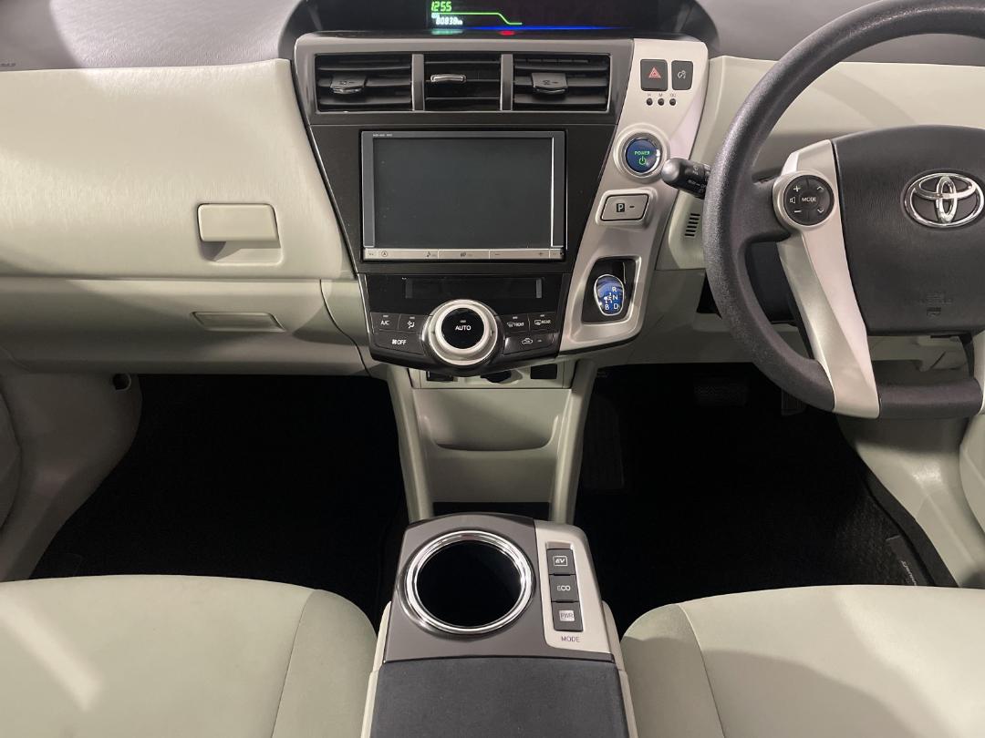 Photo '18' of Toyota Prius Photo '18' of Toyota Prius