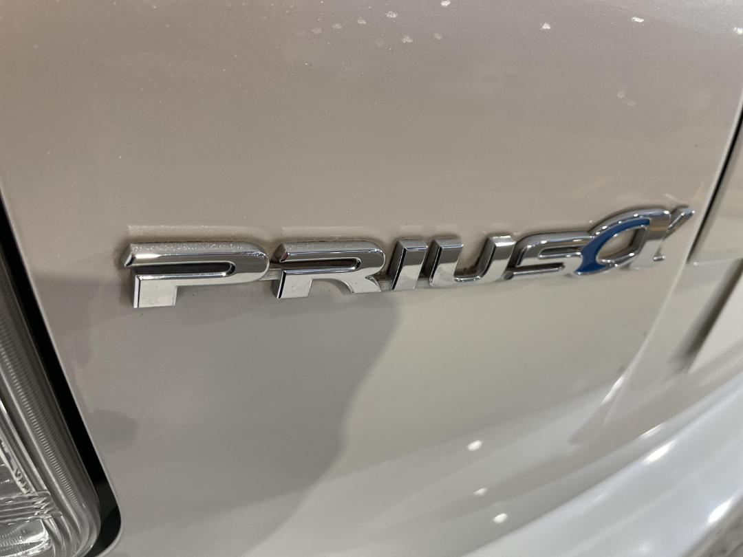 Photo '36' of Toyota Prius Photo '36' of Toyota Prius