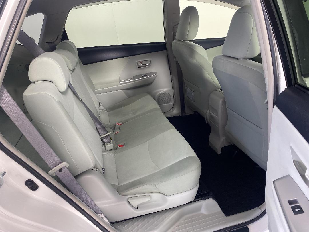 Photo '20' of Toyota Prius Photo '20' of Toyota Prius