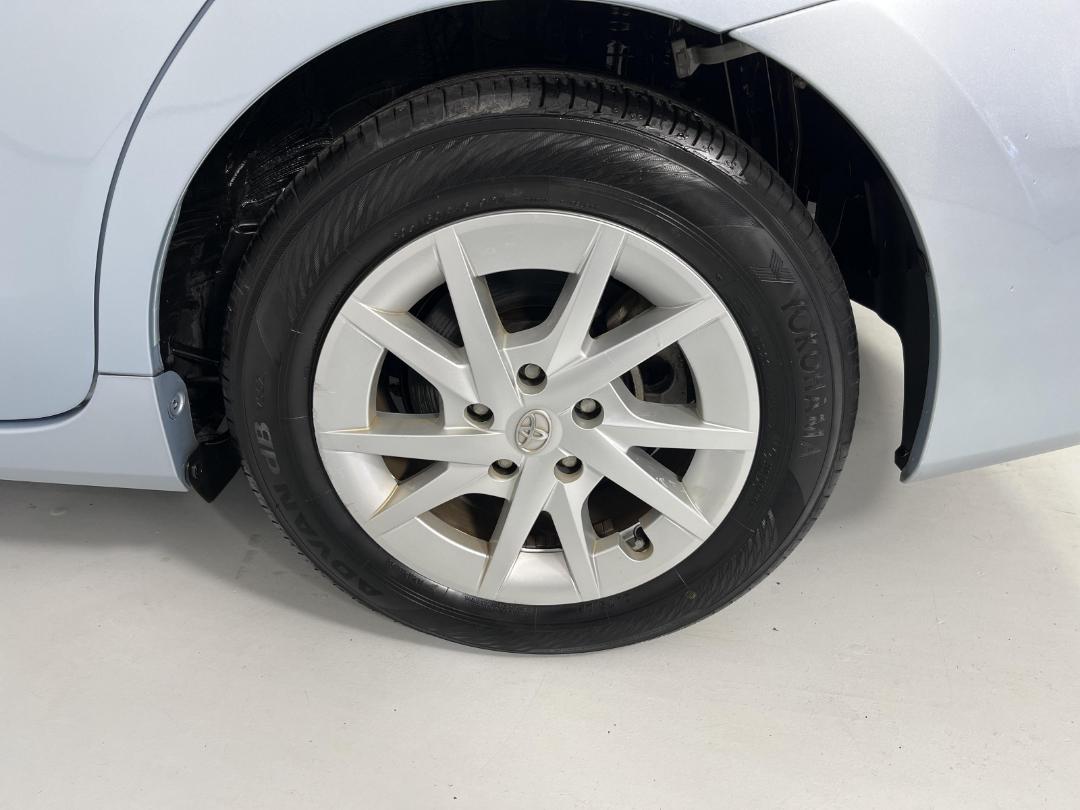 Photo '11' of Toyota Prius Photo '11' of Toyota Prius