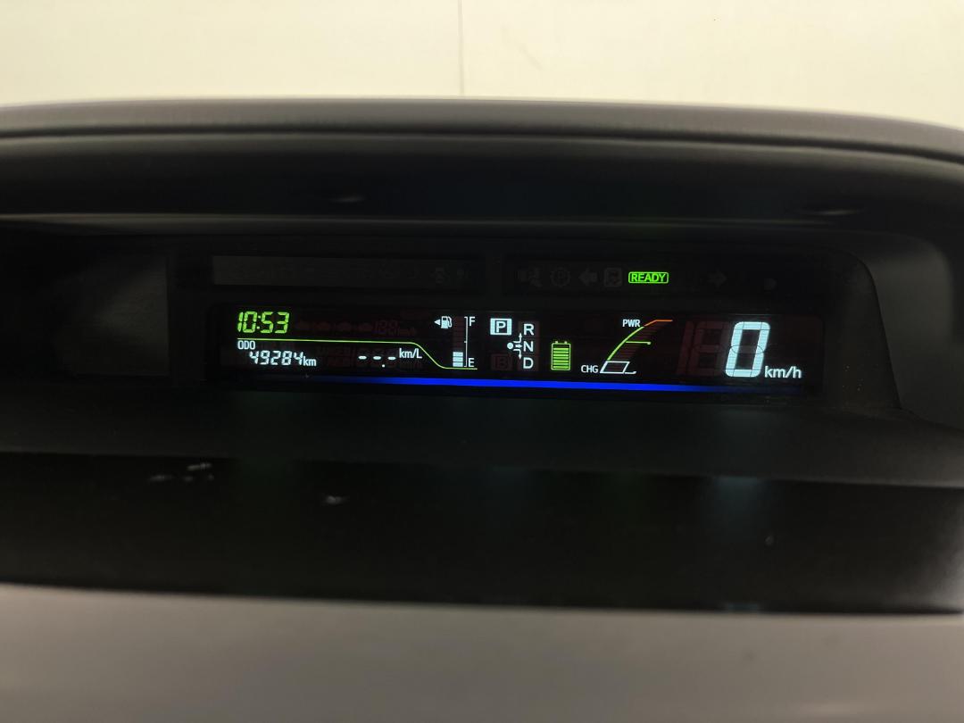 Photo '21' of Toyota Prius Photo '21' of Toyota Prius