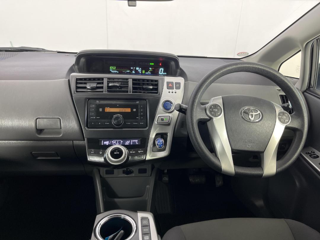 Photo '17' of Toyota Prius Photo '17' of Toyota Prius