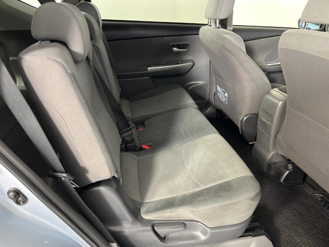 Photo '20' of Toyota Prius Photo '20' of Toyota Prius