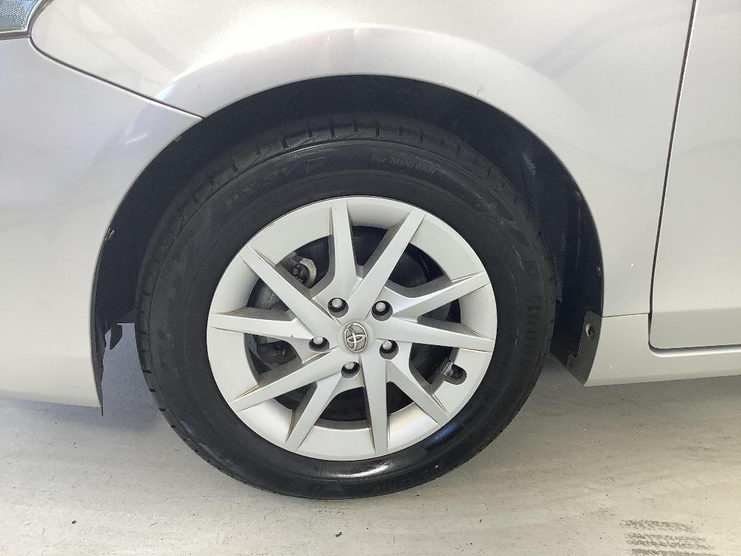 Photo '10' of Toyota Prius Photo '10' of Toyota Prius