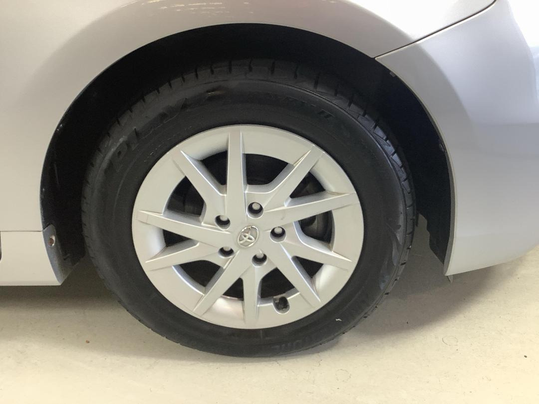 Photo '9' of Toyota Prius Photo '9' of Toyota Prius