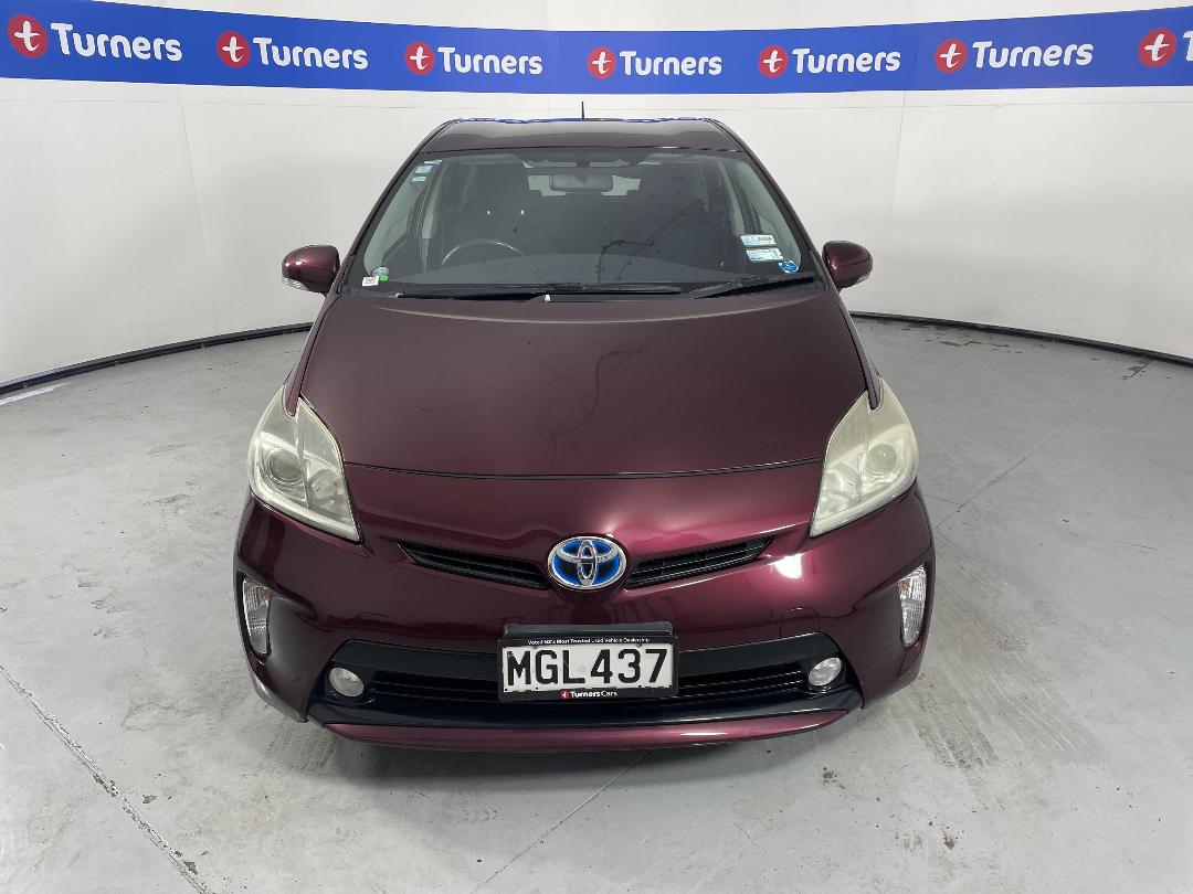 Photo '2' of Toyota Prius Photo '2' of Toyota Prius