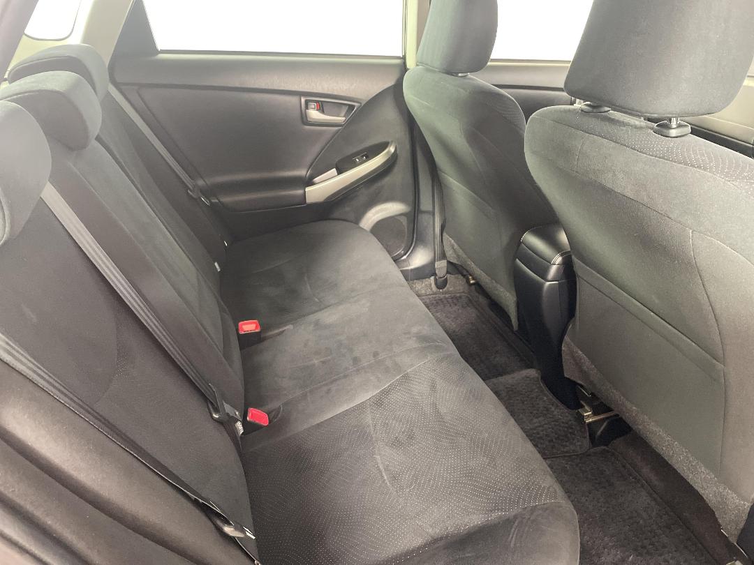 Photo '20' of Toyota Prius Photo '20' of Toyota Prius