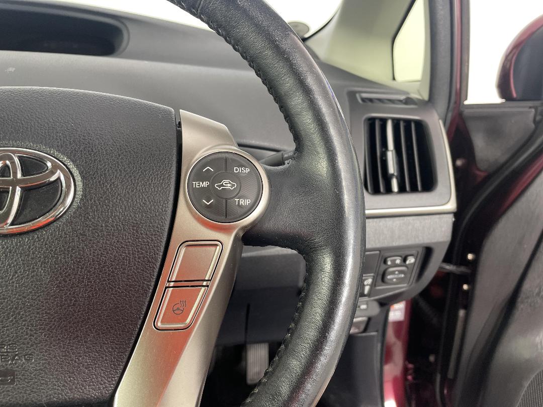 Photo '27' of Toyota Prius Photo '27' of Toyota Prius