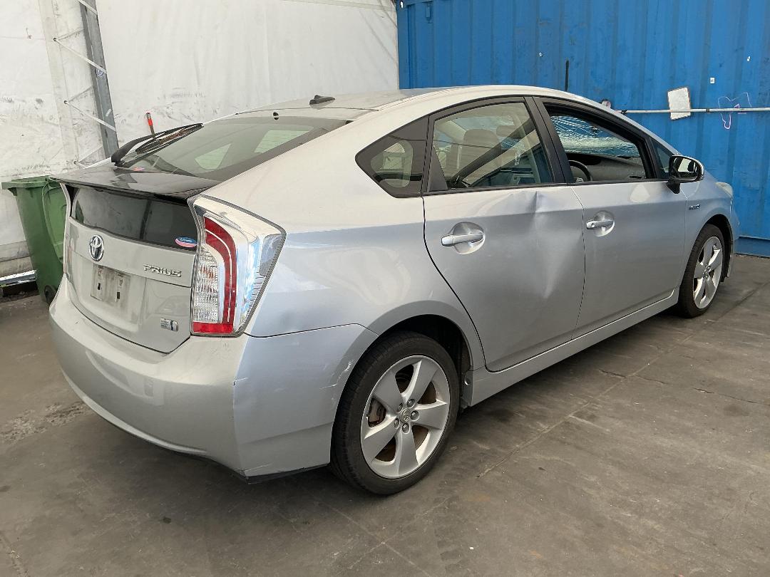 Photo '16' of Toyota Prius I-Tech Photo '16' of Toyota Prius I-Tech