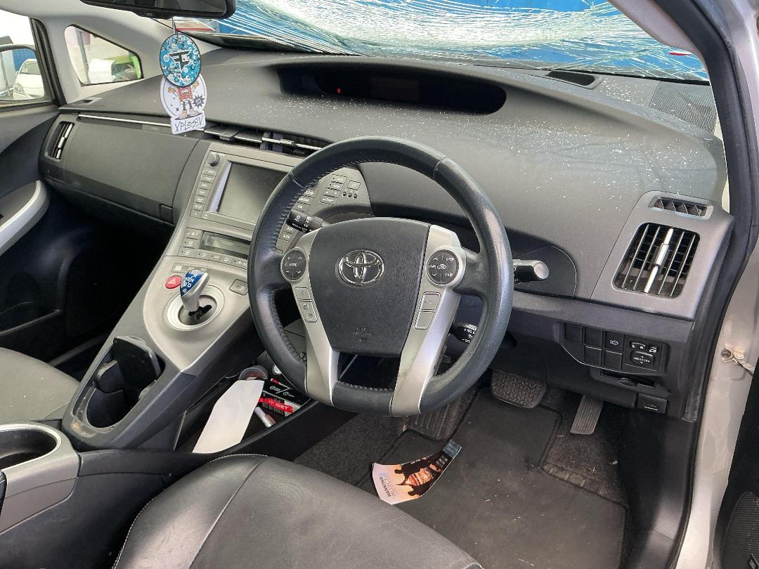 Photo '22' of Toyota Prius I-Tech Photo '22' of Toyota Prius I-Tech