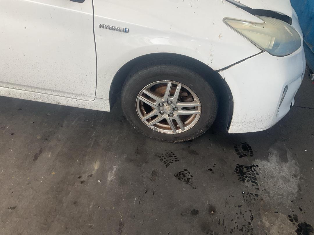 Photo '2' of Toyota Prius Photo '2' of Toyota Prius