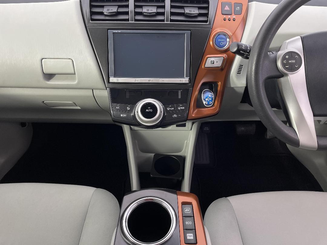 Photo '18' of Toyota Prius