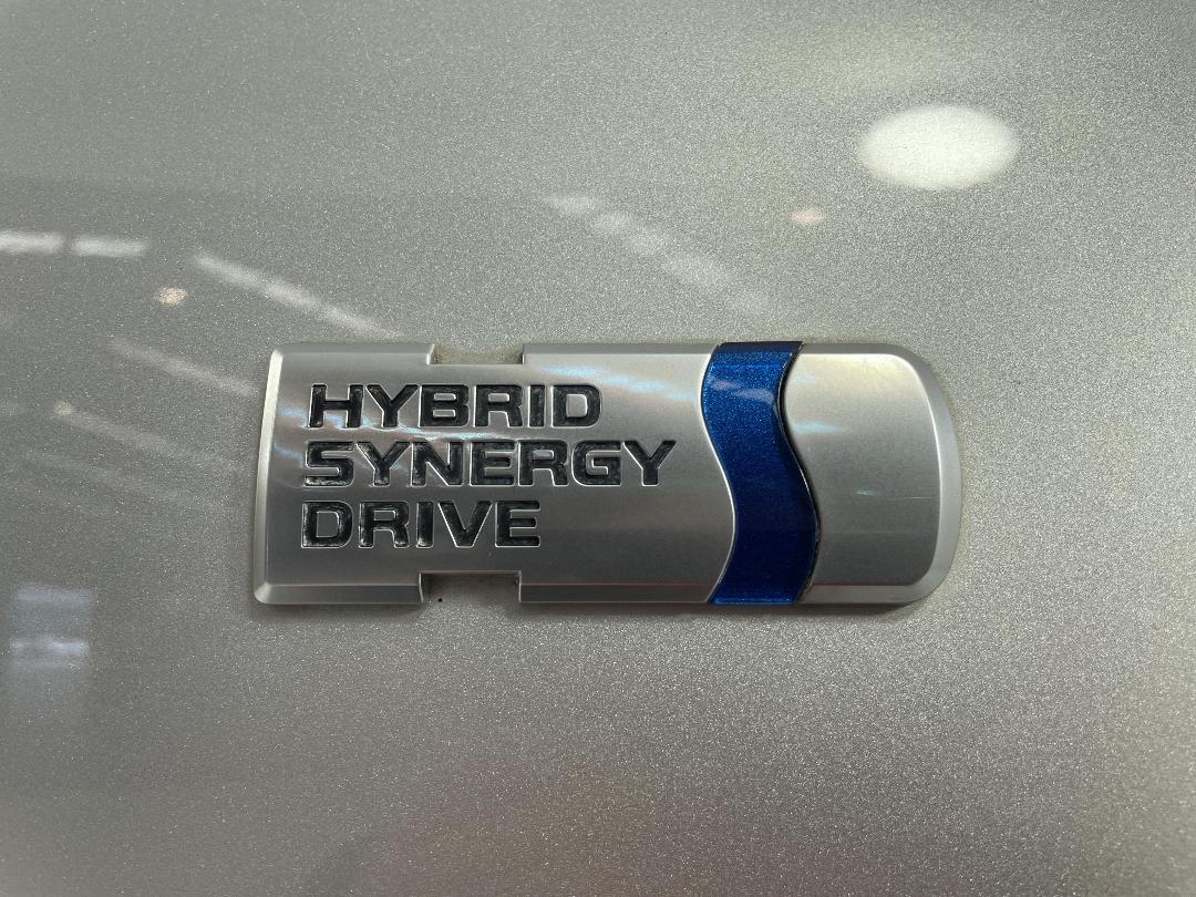 Photo '27' of Toyota Prius