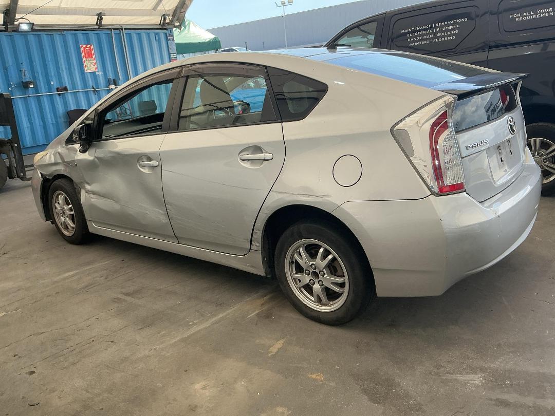 Photo '11' of Toyota Prius Hybrid Photo '11' of Toyota Prius Hybrid