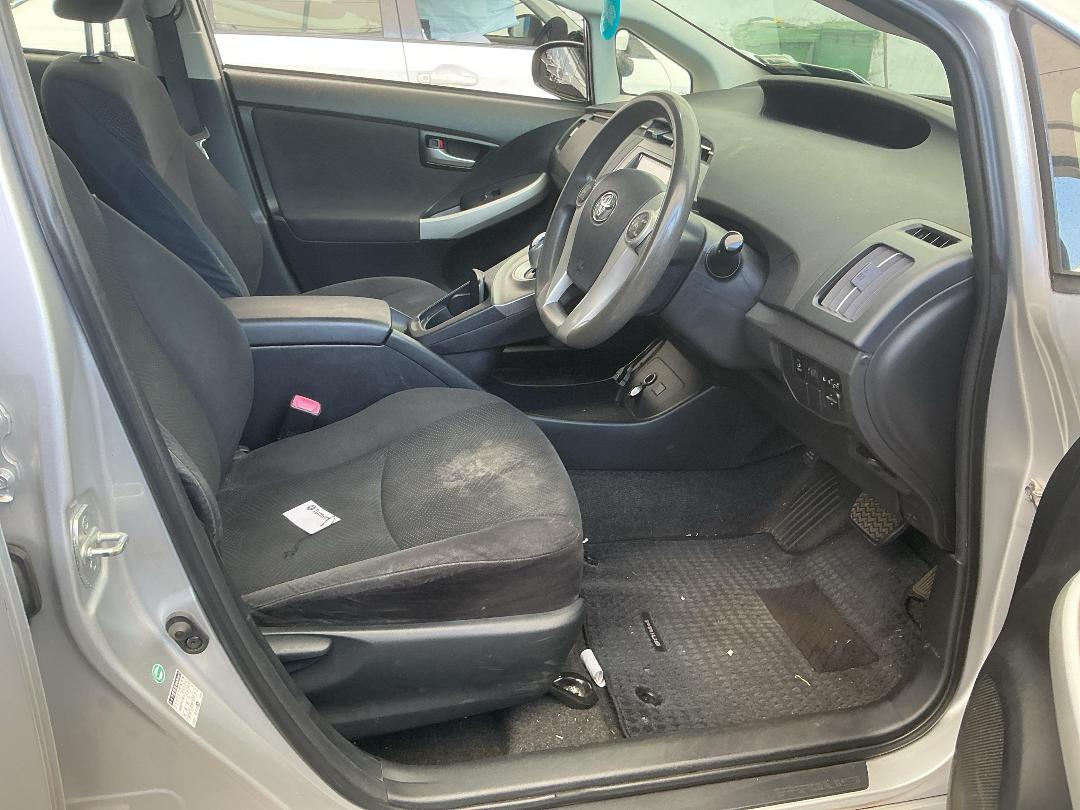 Photo '19' of Toyota Prius Hybrid Photo '19' of Toyota Prius Hybrid