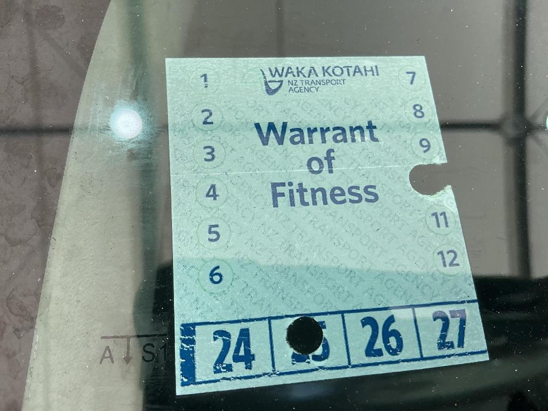 Photo '25' of Toyota Prius Hybrid Photo '25' of Toyota Prius Hybrid