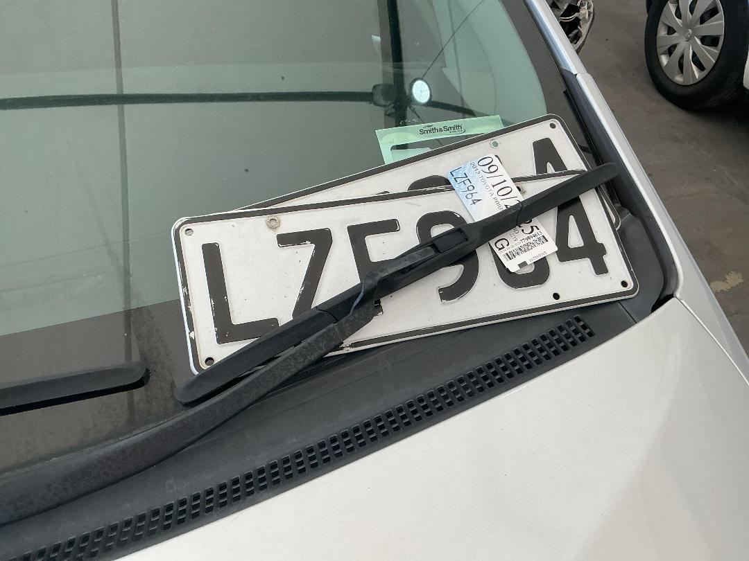 Photo '27' of Toyota Prius Hybrid Photo '27' of Toyota Prius Hybrid