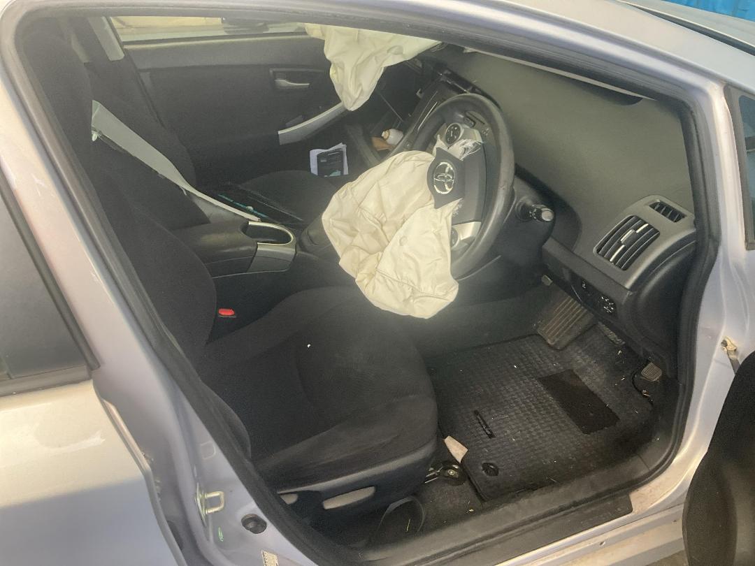 Photo '21' of Toyota Prius Photo '21' of Toyota Prius