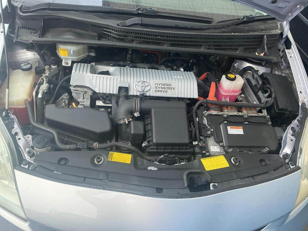 Photo '12' of Toyota Prius