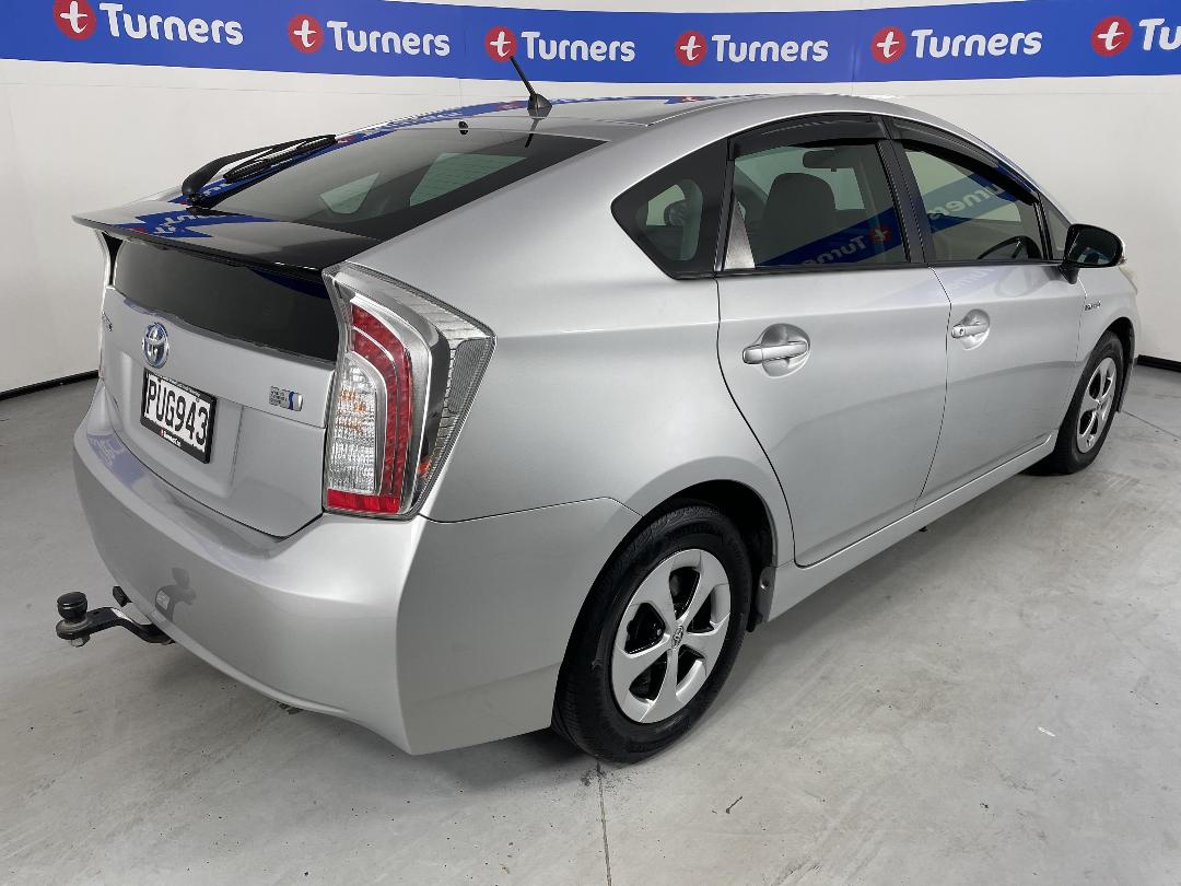 Photo '7' of Toyota Prius