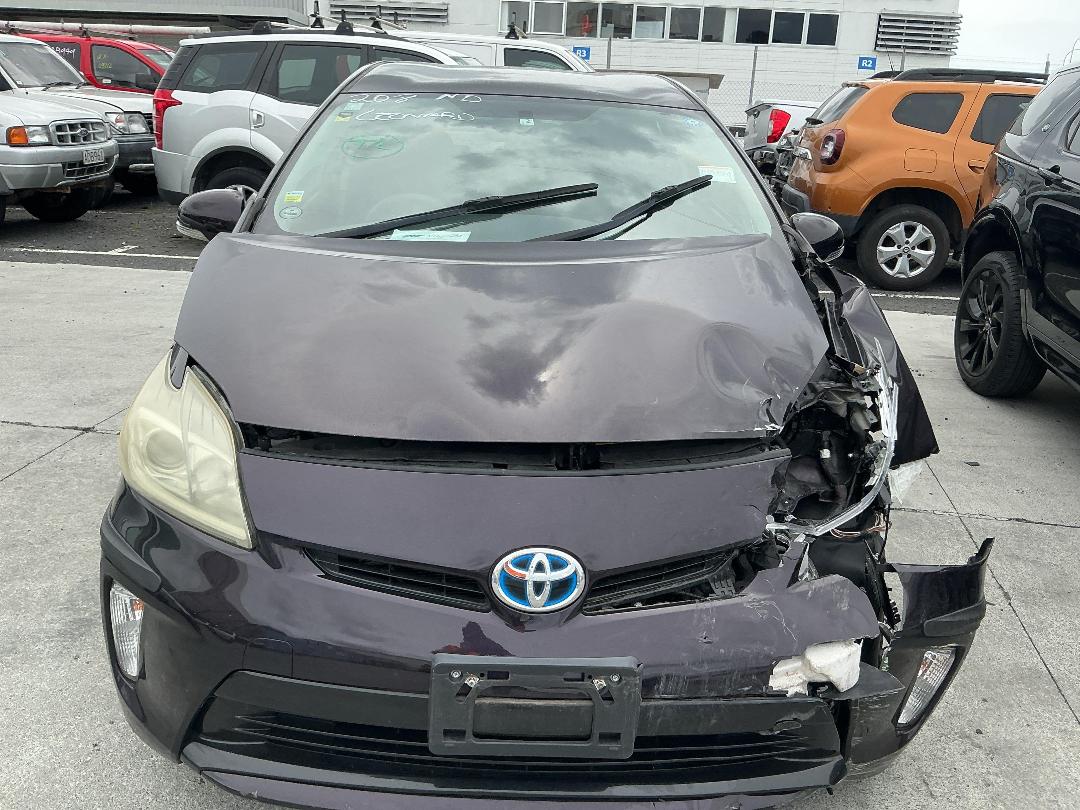 Photo '2' of Toyota Prius Hybrid Photo '2' of Toyota Prius Hybrid