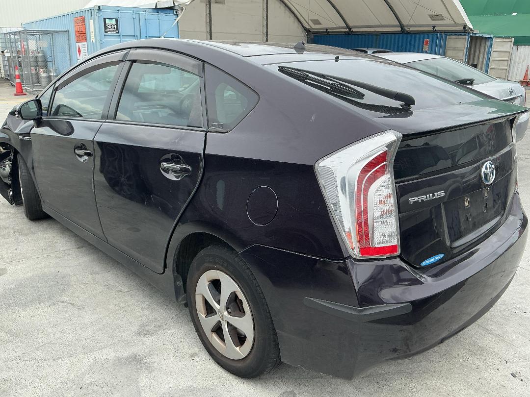 Photo '4' of Toyota Prius Hybrid Photo '4' of Toyota Prius Hybrid